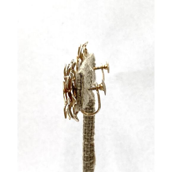 Coro Screw Backs Clips Clip Ons Earrings White Enamel Gold Tone Vintage - Picture 9 of 12